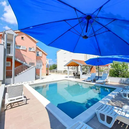 Apartman Mile *