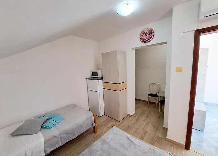 Mile Apartman *