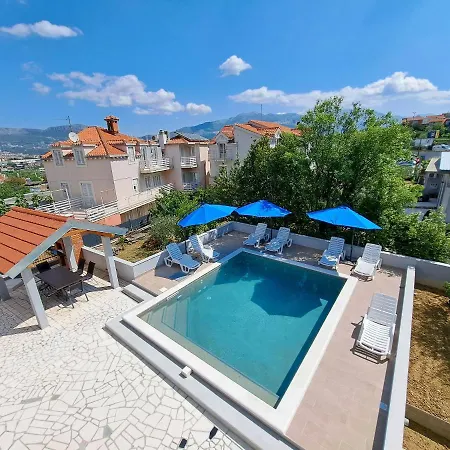 Mile Apartament *