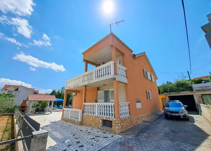 Apartament Mile